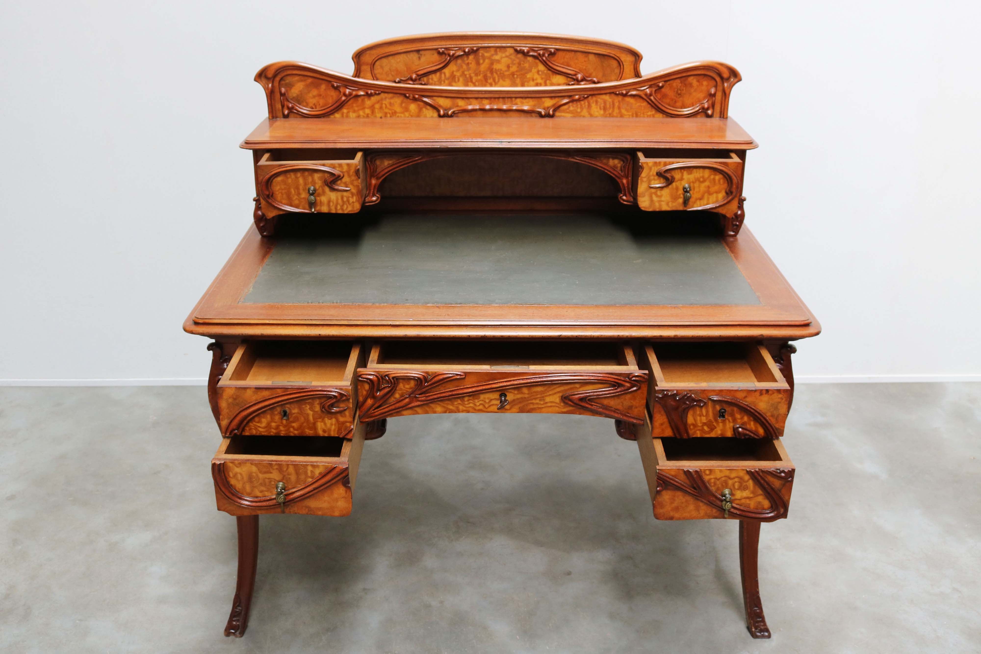 Exquisite French Art Nouveau Writing desk in Japanese Ash